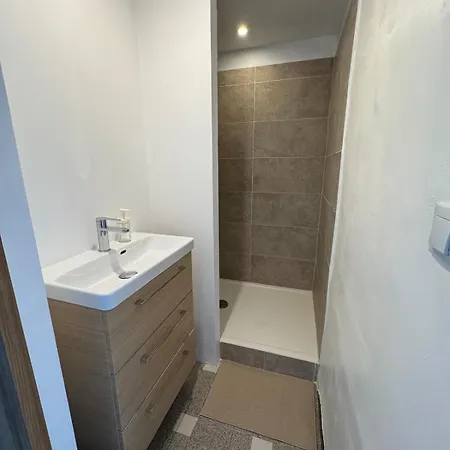 75 M2 2-bedroom In Appartamento Tolone